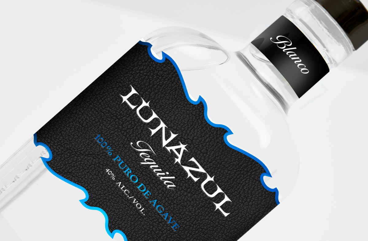 Lunazul Blanco bottle
